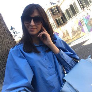 Meet your Posher, Oxana